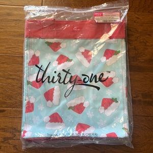 NWT Hats Off Essentials Storage Tote-Thirty One